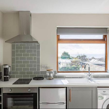 Seaview 1 Bed Open Condo - Free Parking Brighton Екстериор снимка