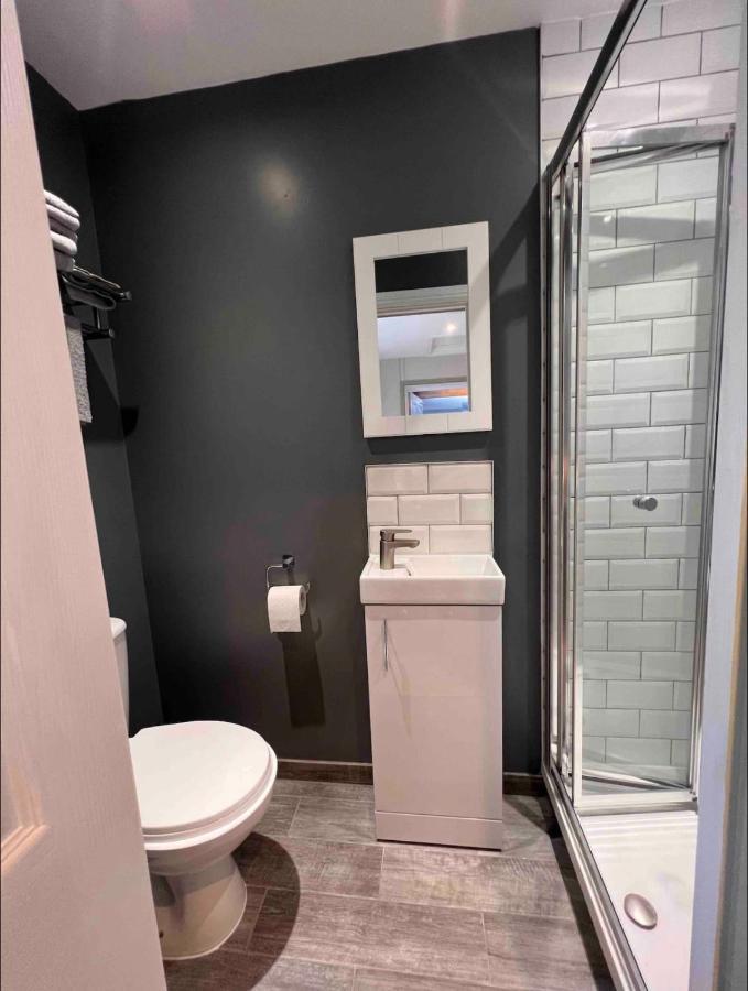 Seaview 1 Bed Open Condo - Free Parking Brighton Екстериор снимка