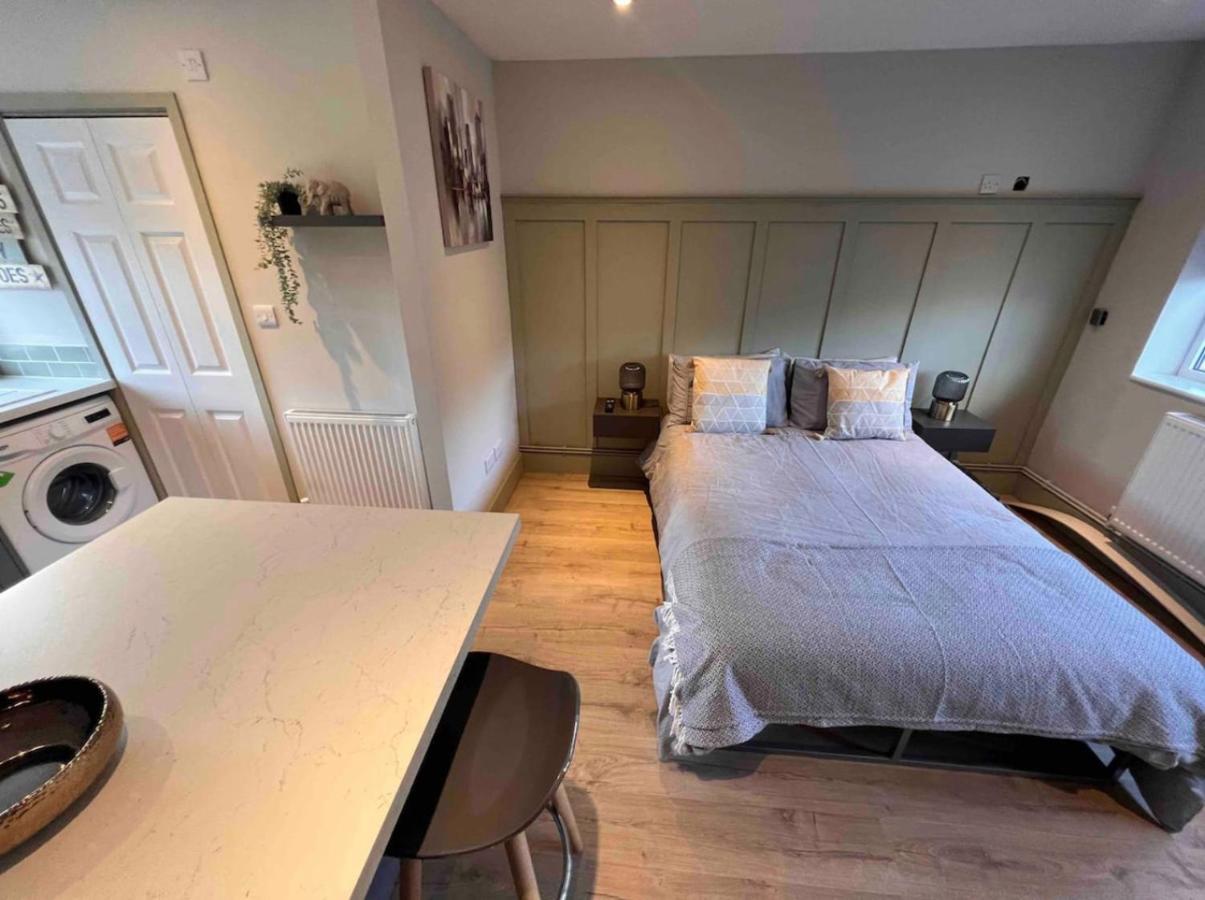 Seaview 1 Bed Open Condo - Free Parking Brighton Екстериор снимка