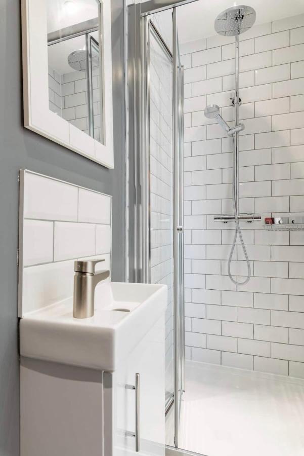 Seaview 1 Bed Open Condo - Free Parking Brighton Екстериор снимка